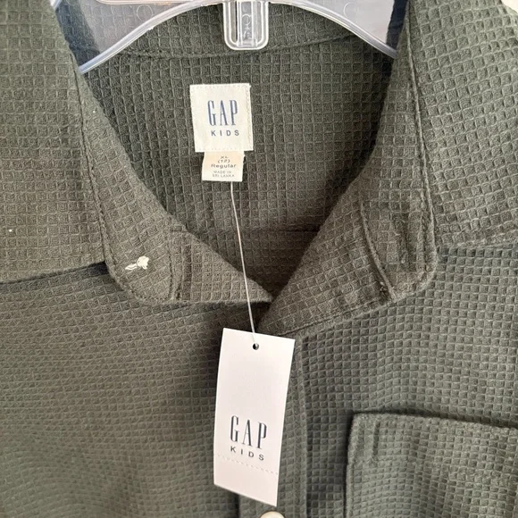 GAP Kids Green Waffle Knit Button Up Shirt - Picture 2 of 4